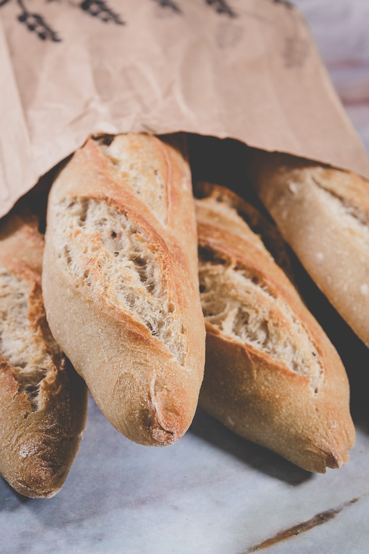 Baguettes with a touch of&nbsp;rye